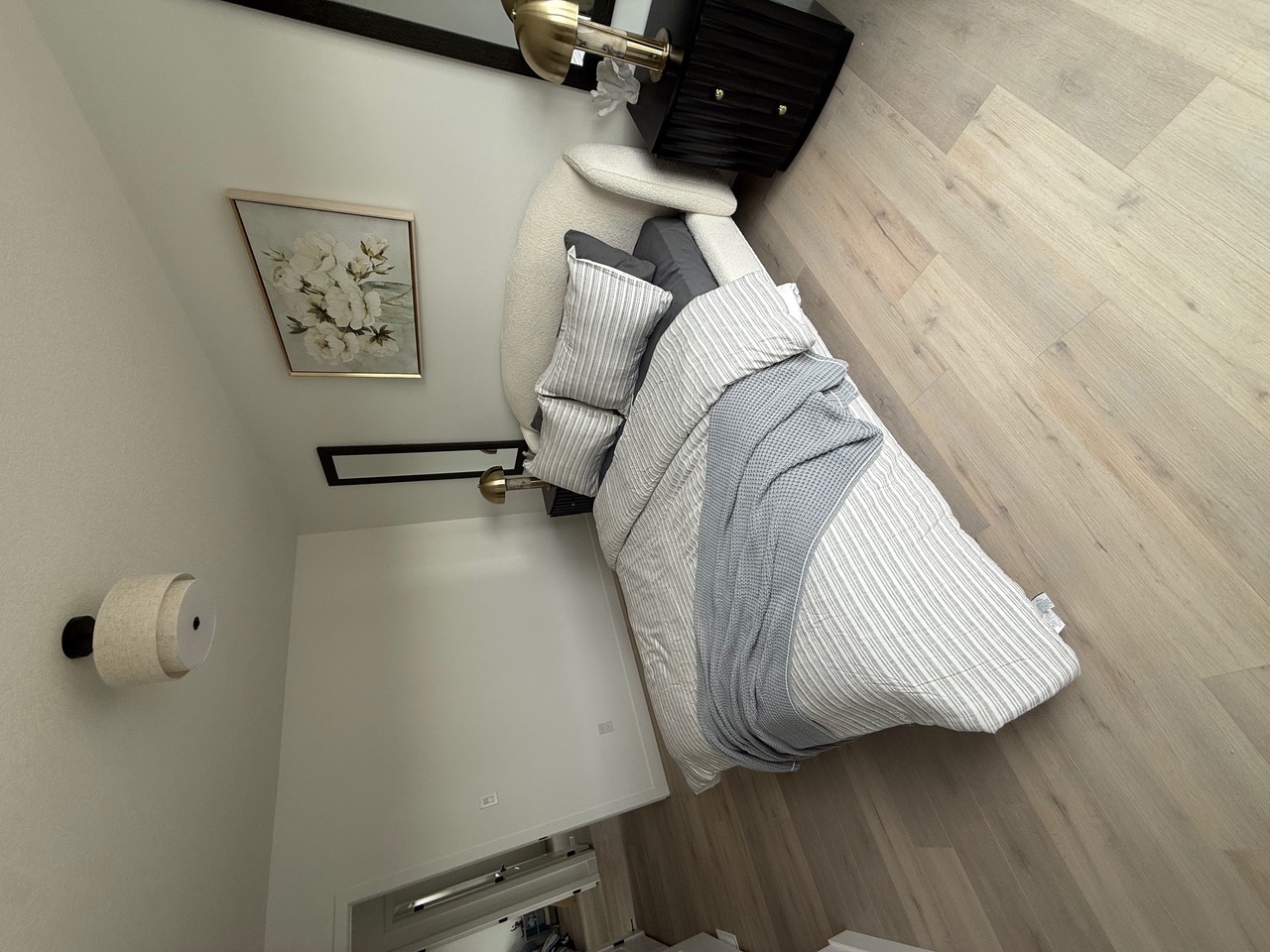 Bedroom flooring installation
