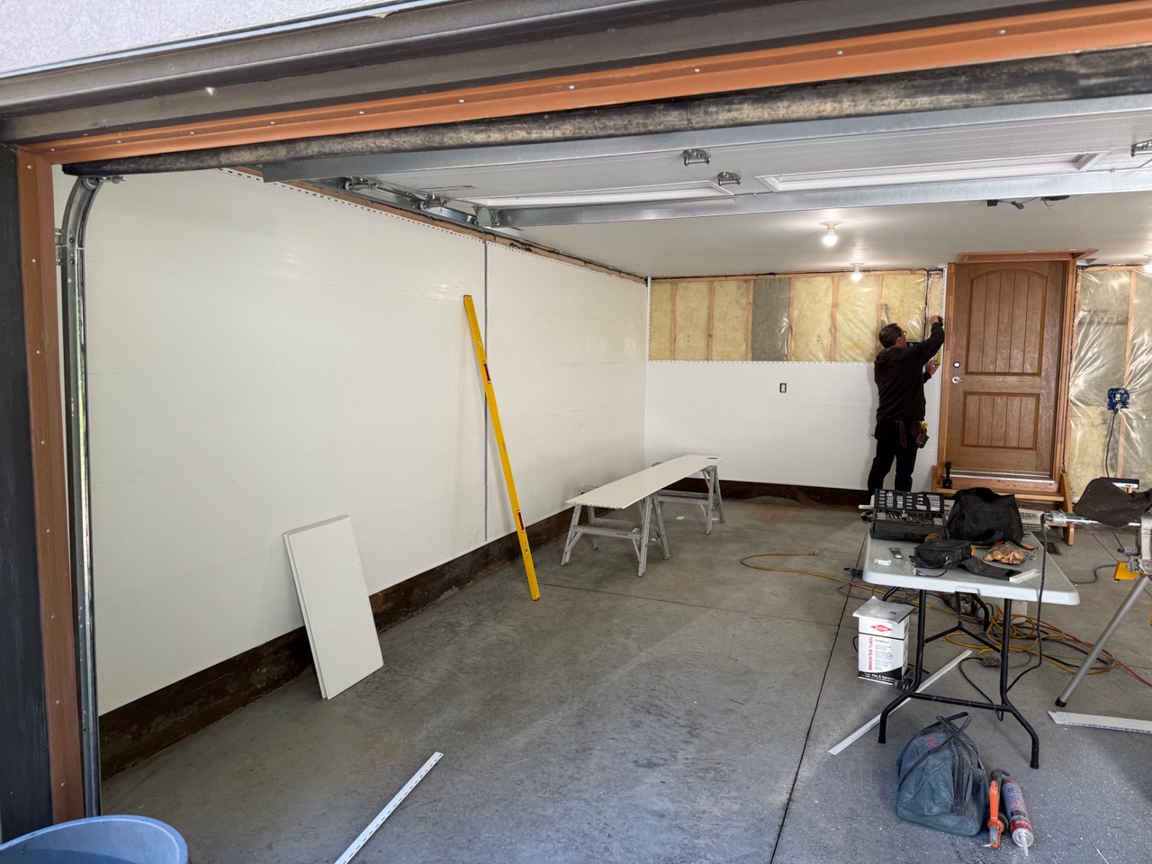 Trusscore wall installation in progress